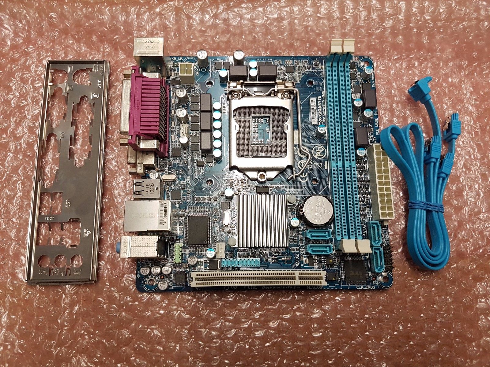 Gigabyte GA-H61N-D2V Mini-ITX Motherboard, Intel H61, Socket 115